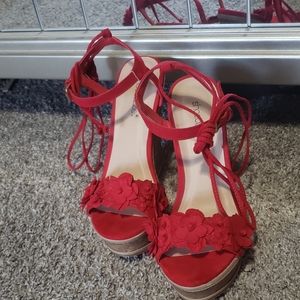 Gorgeous Red Summer Wedges